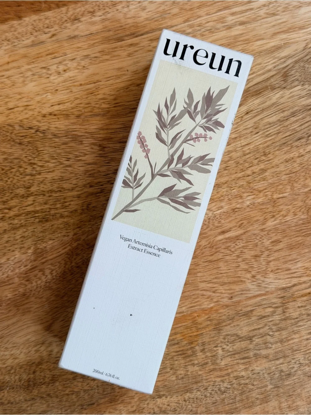 NIB Ureun Vegan Artemisia Capillaris Extract Essence 200mL